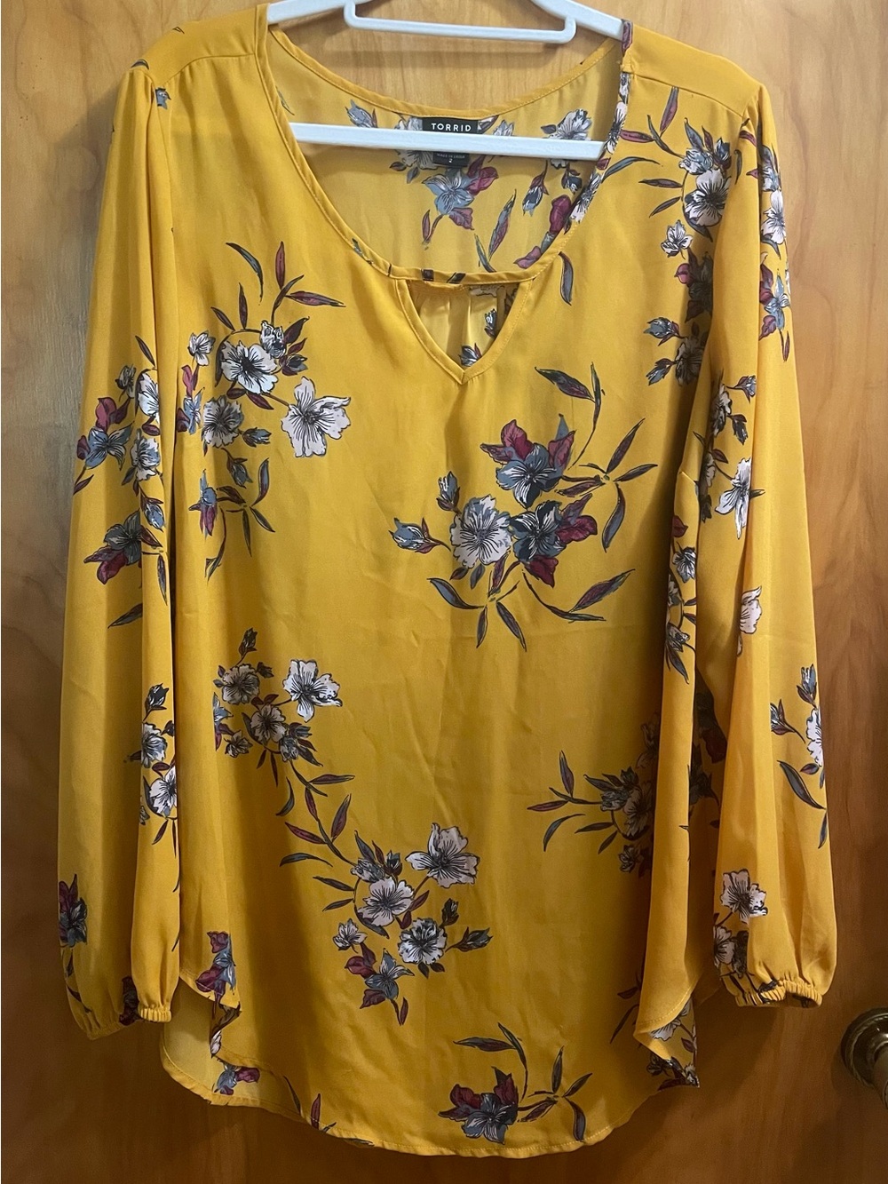 Torrid 2 Mustard Floral V-Neck Long Sleeve Blouse